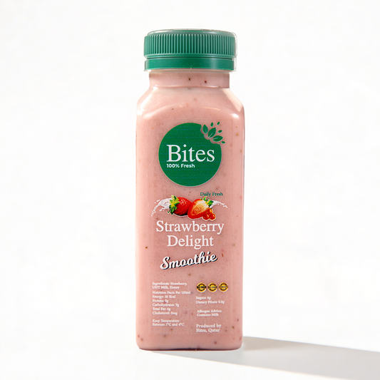 Strawberry Delight: Smoothie. :240ml